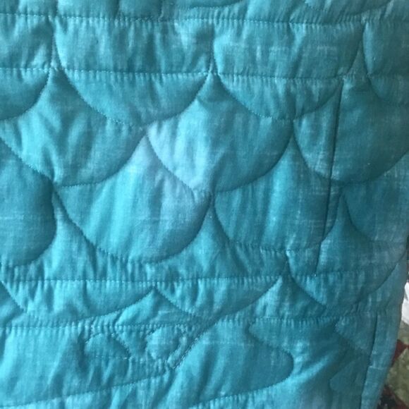 Hand Crafted Turquoise & Gold Quilt - Picture 13 of 16